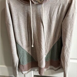 Hem & Thread Cream and Brown Knit Top